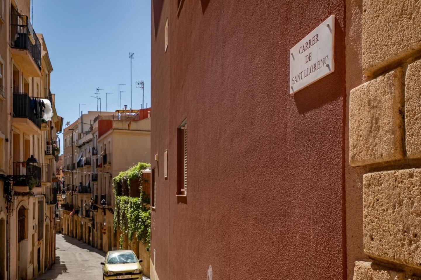 Apartamento En El Corazon De Tarragona. Planta Baja Con Patio. Екстер'єр фото